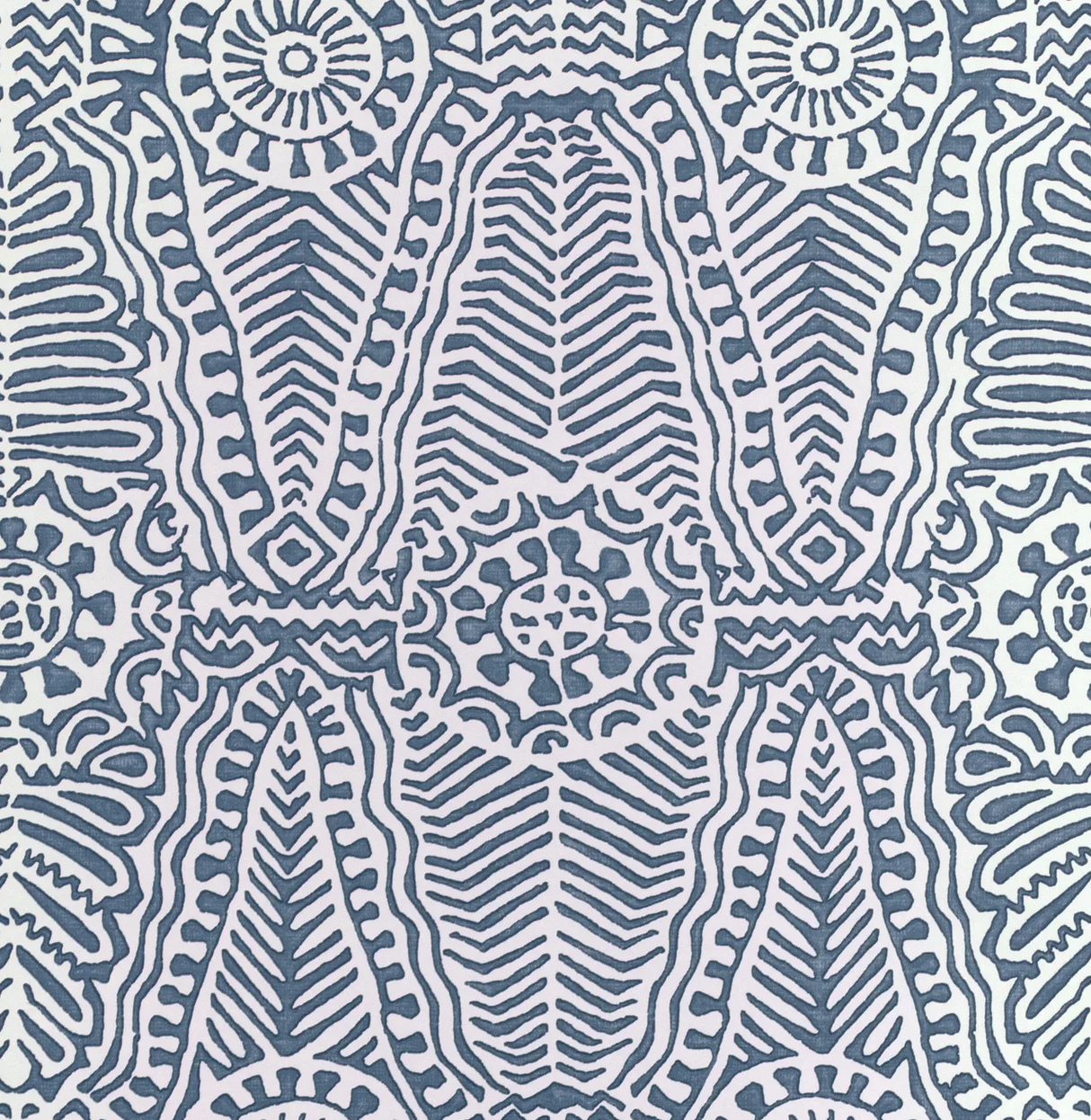 Lee Jofa DRAYTON PAPER INDIGO Wallpaper