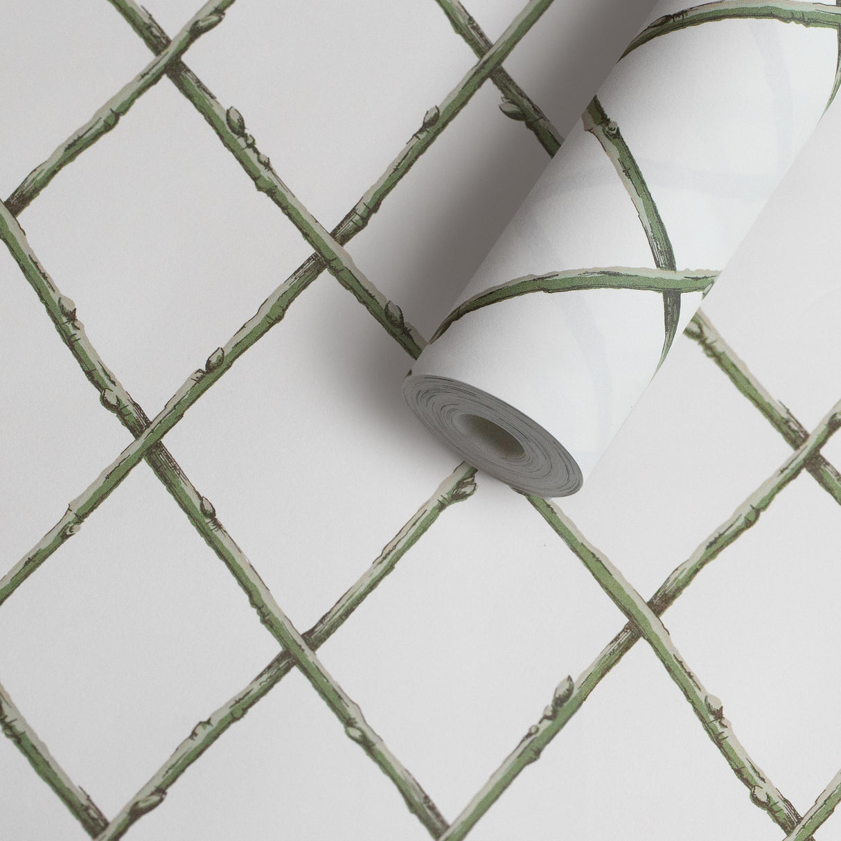 Lee Jofa BARE TWIG TRELLIS WP GREEN Wallpaper
