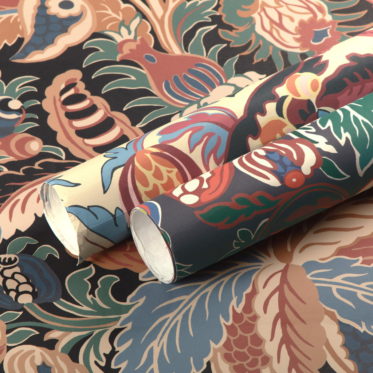 Brunschwig & Fils VILLARS INDIGO Wallpaper