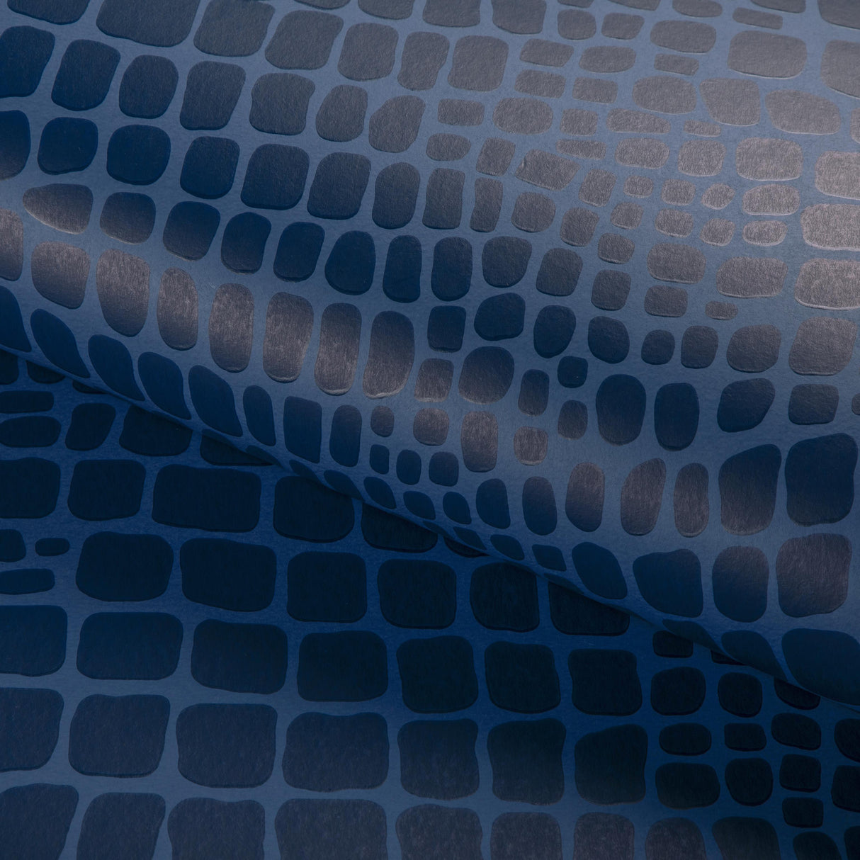 Brunschwig & Fils CROC SAPPHIRE Wallpaper