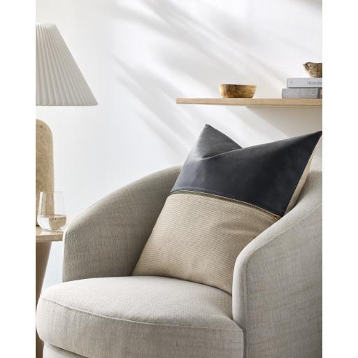 Surya San Marco GASN-005 22"H x 22"W Pillow Kit