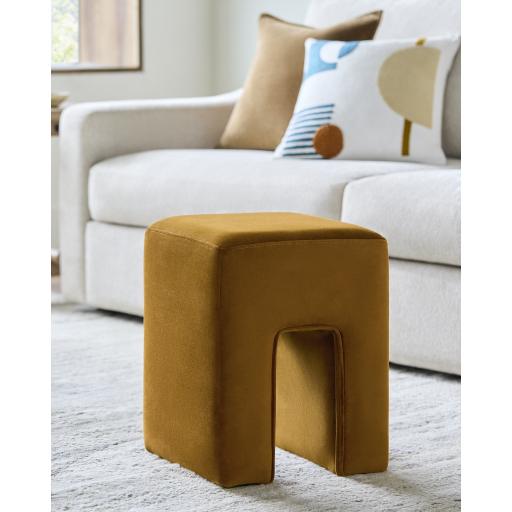 Surya Miraya MIRY-001 18"H x 14"W x 14"D Furniture Piece
