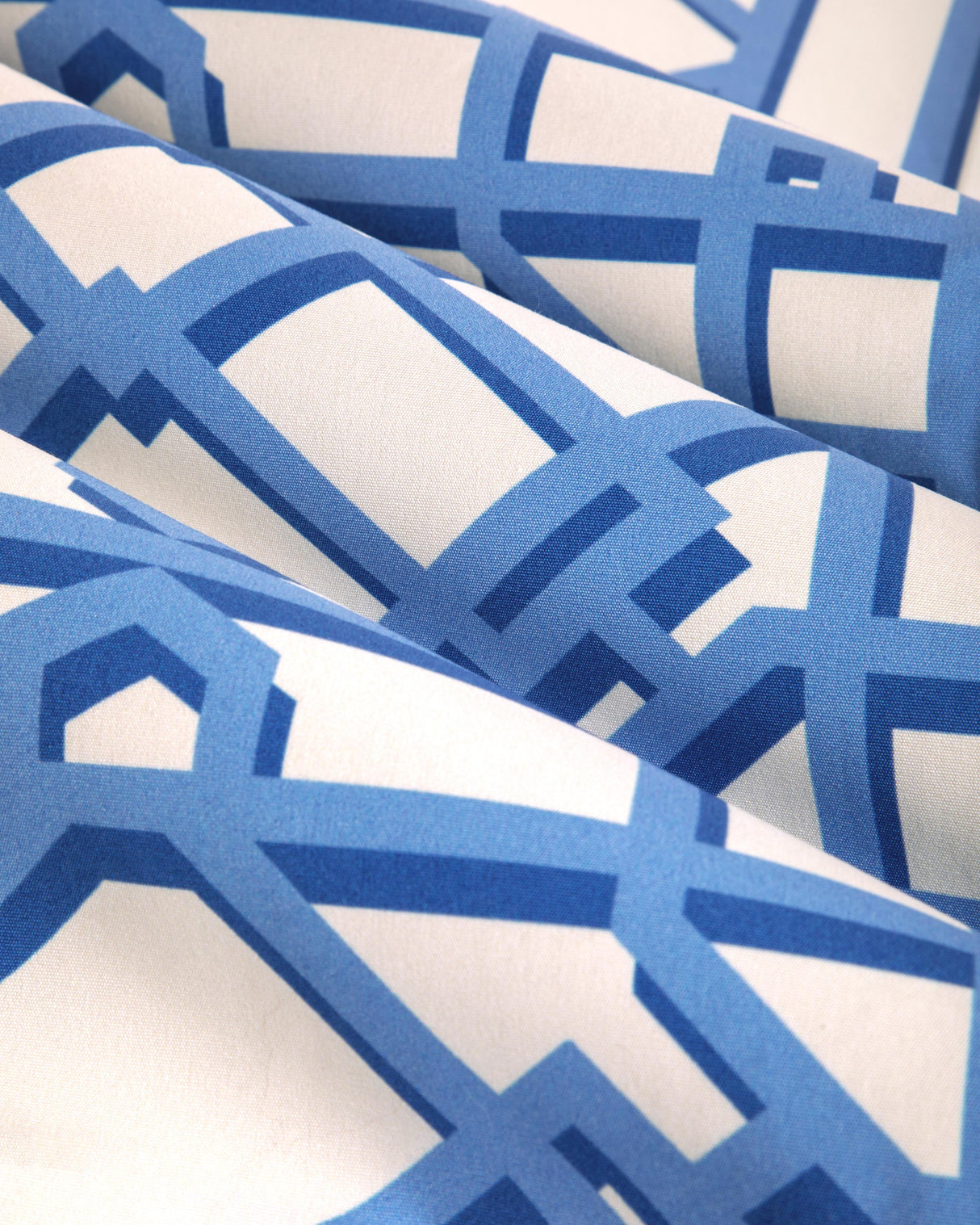 Brunschwig & Fils PAVILION TRELLIS DELFT Fabric