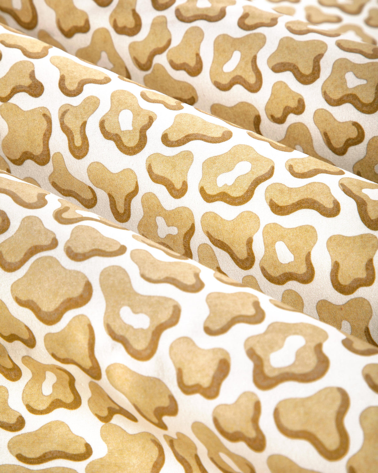 Brunschwig & Fils GUEPARD PRINT SAND Fabric