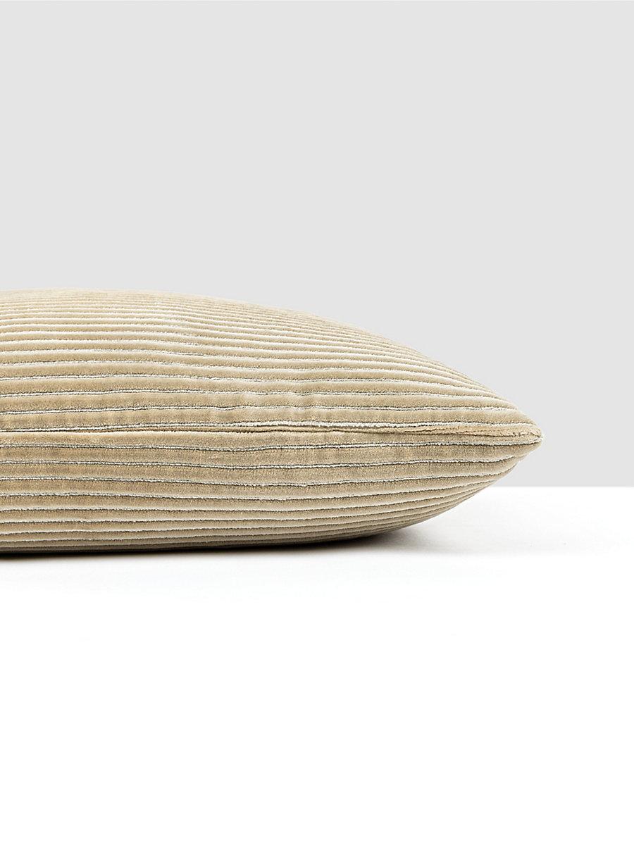 Scalamandre Highlight 22 X 22 - Beige Decorative Pillow