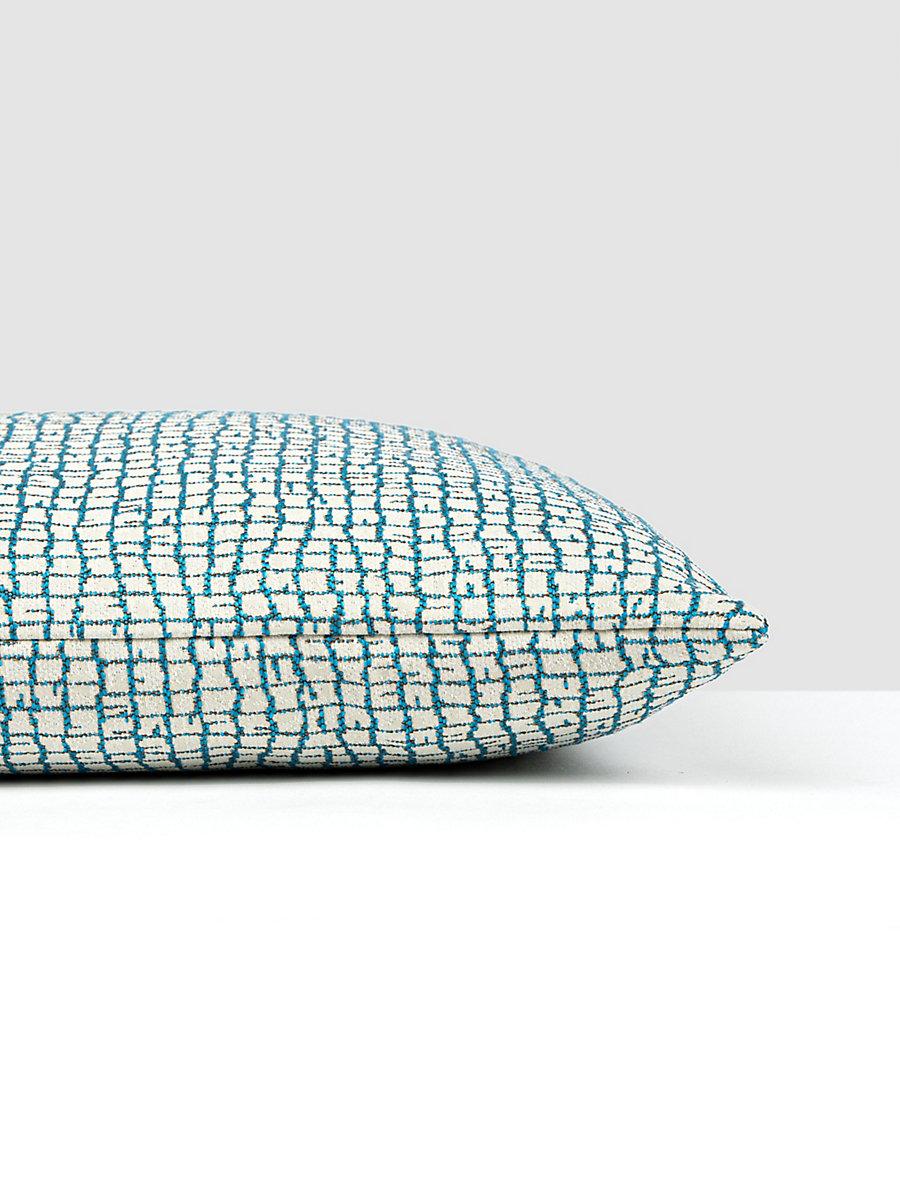 Scalamandre Troya Beach Outdoor 22 X 22 - Turquoise Decorative Pillow