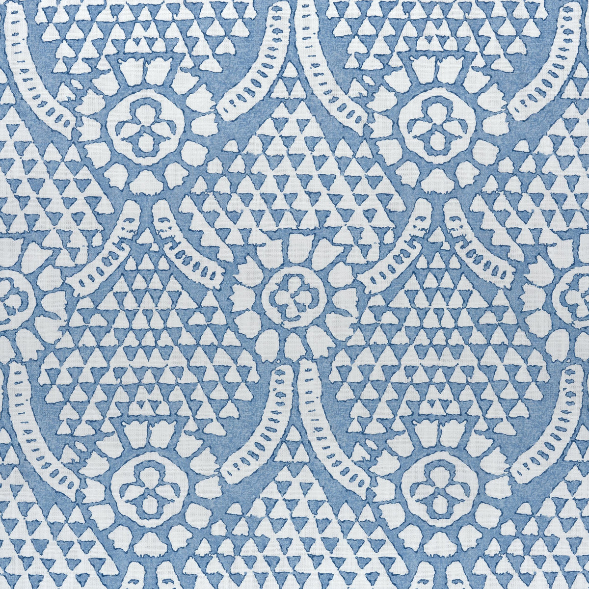 Thibaut Chamomile Blue And White Fabric