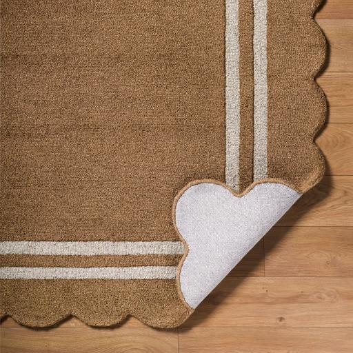 Surya Scalloped SCP-2301 5' x 7'6" Rug