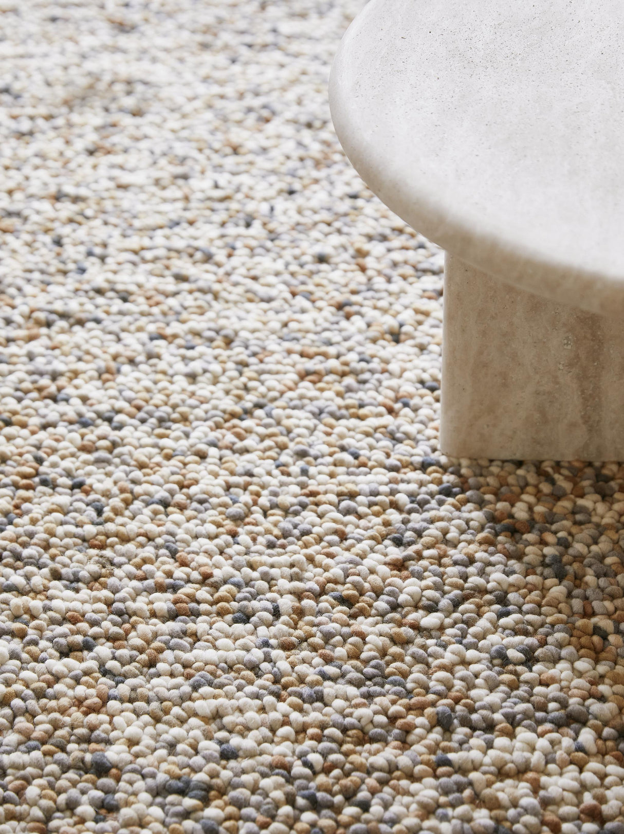Brink & Campman Pebble Natural 4'7 x 6'7 Rug