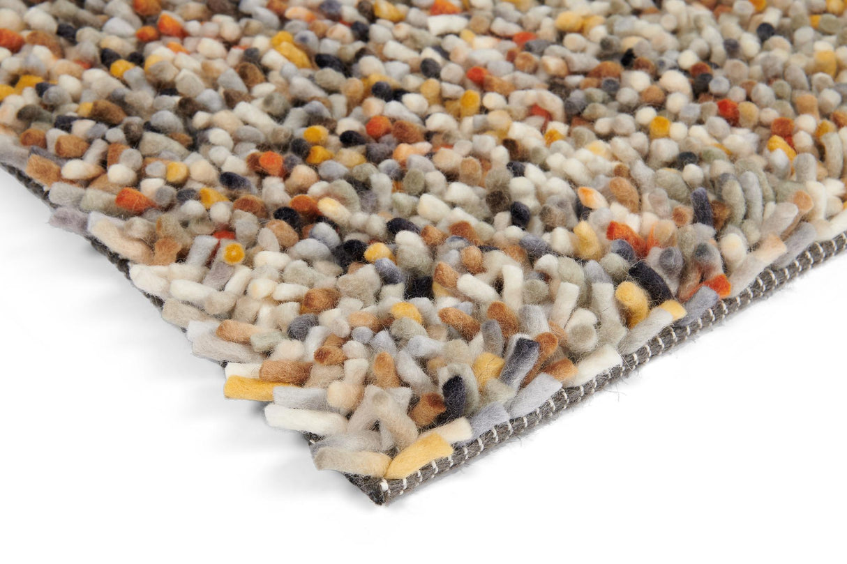 Brink & Campman Dots Calendula 4'7 x 6'7 Rug