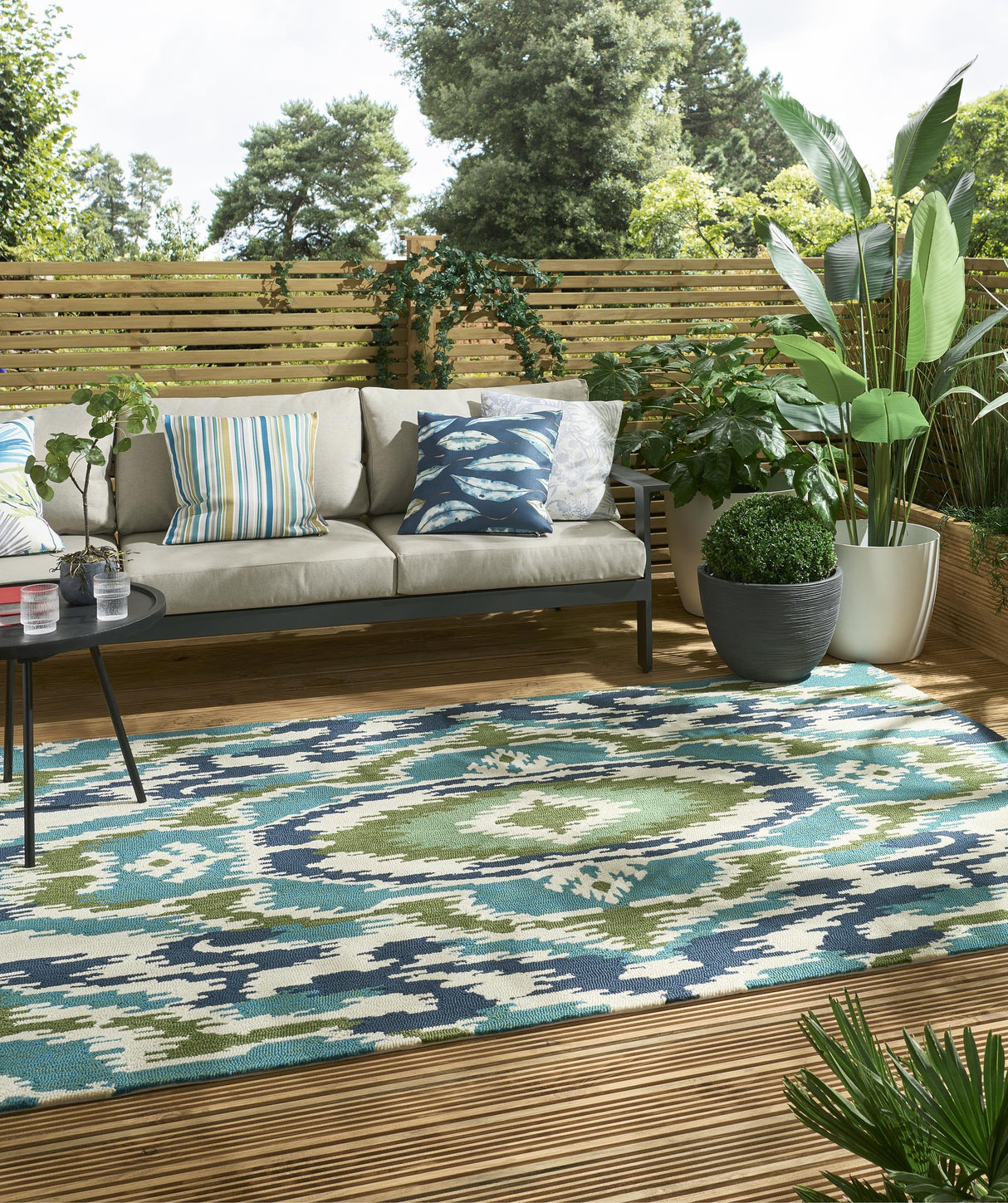 Brink & Campman In-Outdoor HAR Ixora-Emerald/Palm/Chartreuse outdoor 8'2 x 11'6 Rug