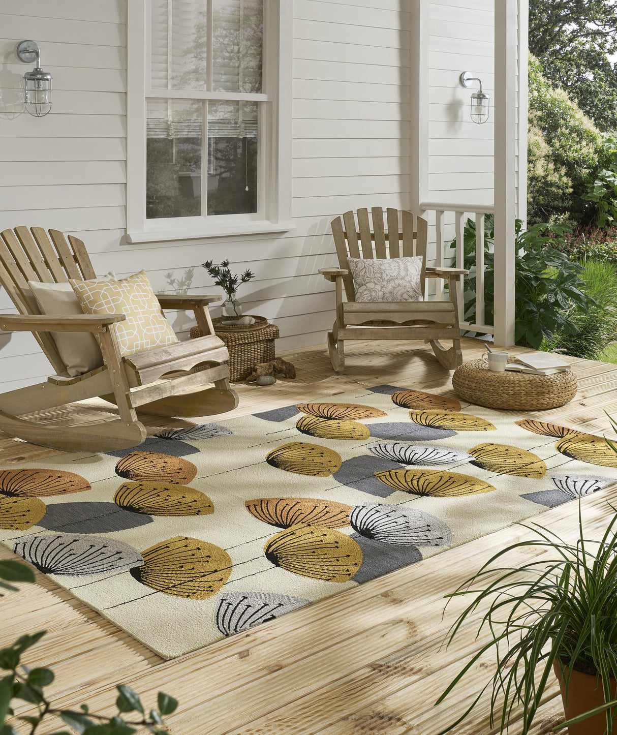 Brink & Campman In-Outdoor SAN Dandelion Clocks-Ochre/Silver outdoor 4'7 x 6'7 Rug