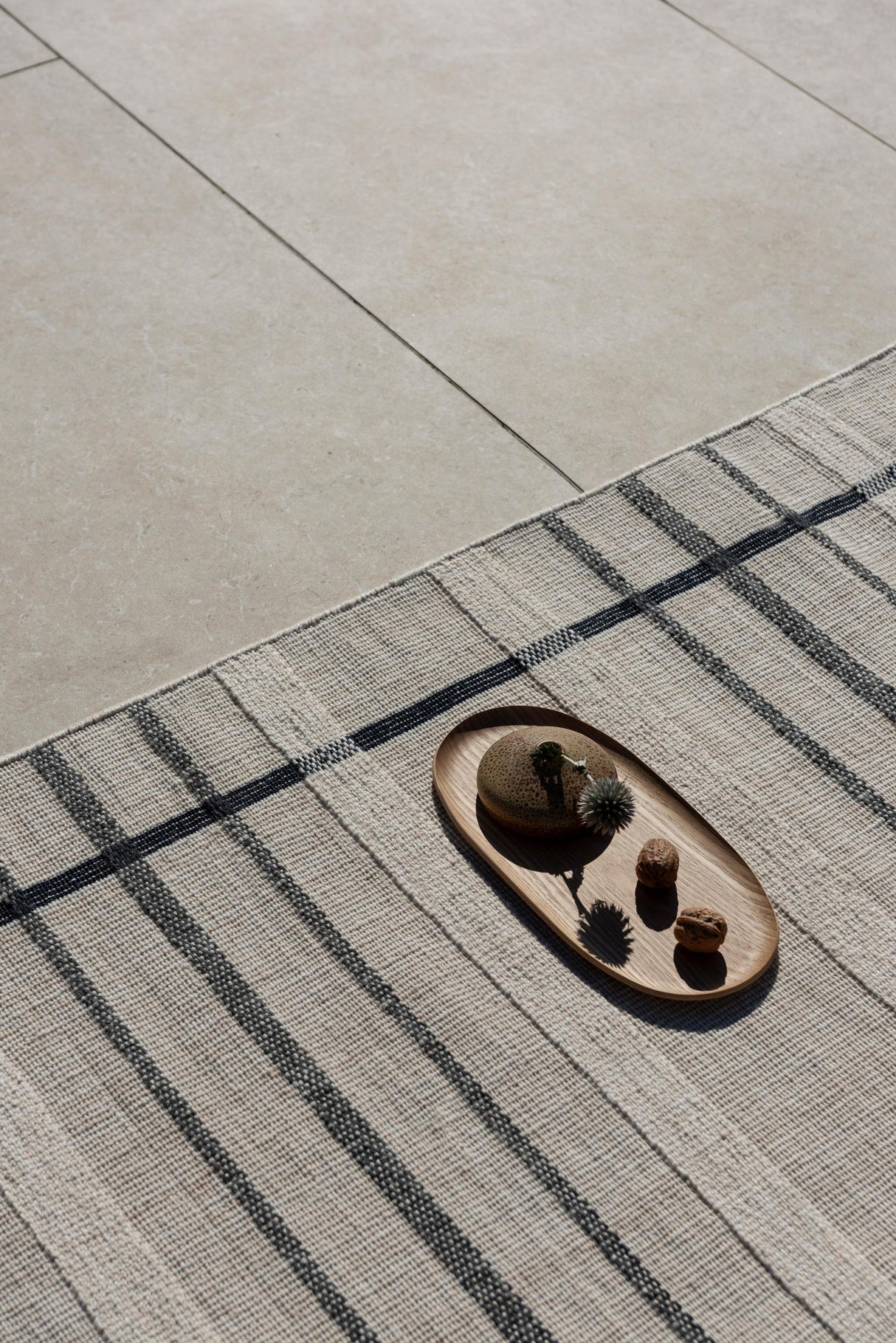 Brink & Campman Zona Charcoal Line 6'7 x 9'2 Rug