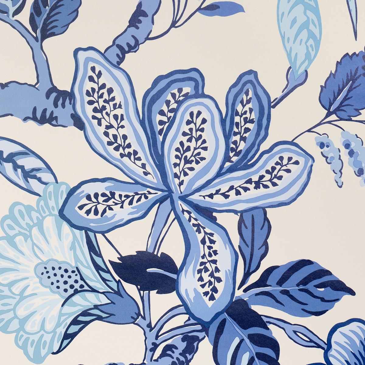 Schumacher Huntington Gardens Bleu Marine Wallpaper