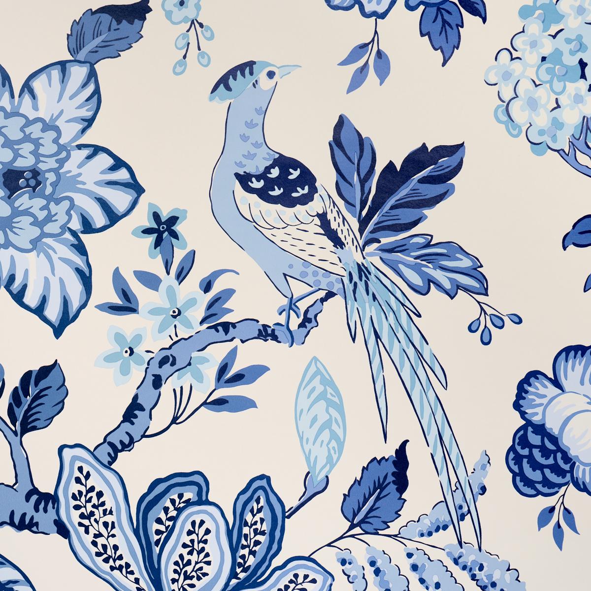 Schumacher Huntington Gardens Bleu Marine Wallpaper