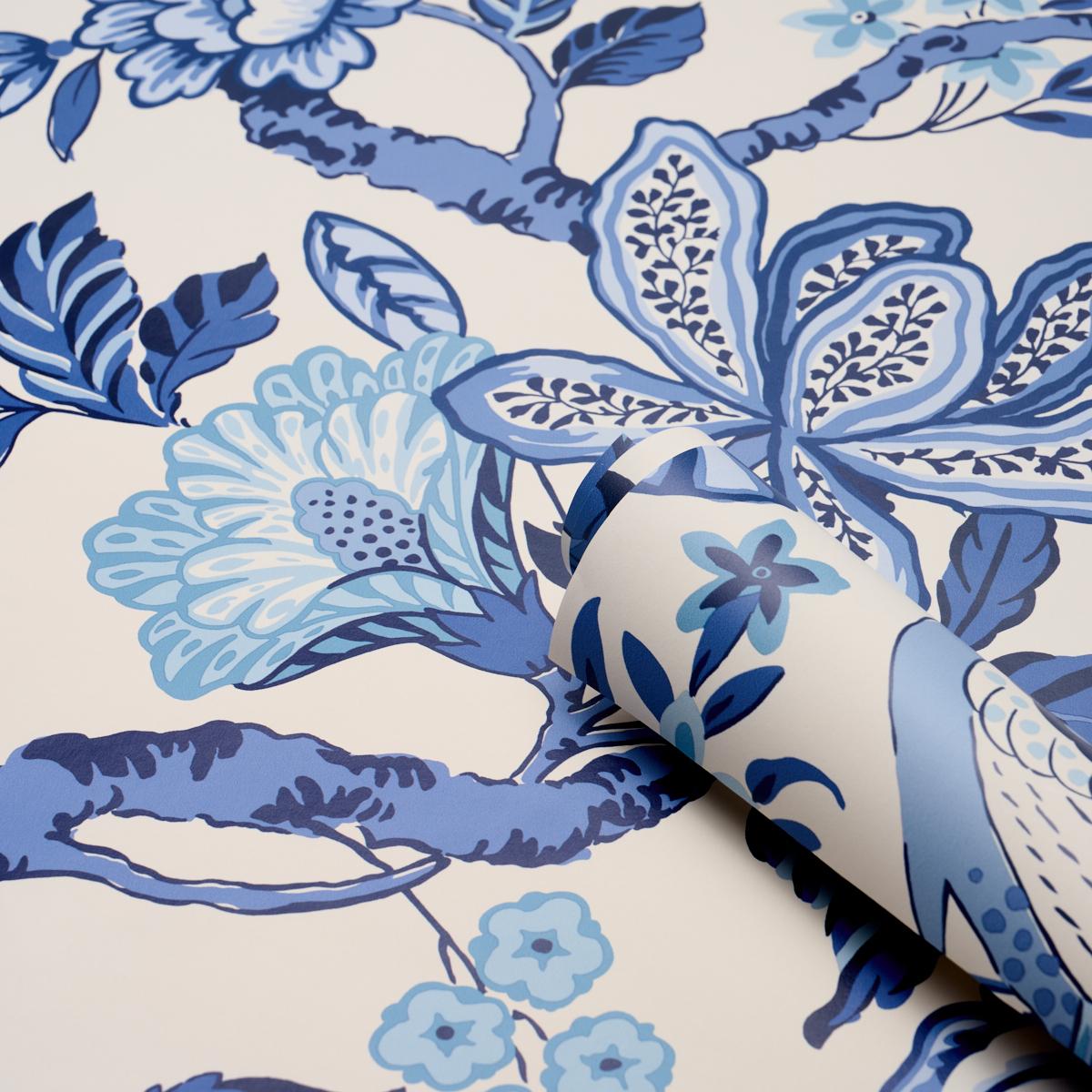 Schumacher Huntington Gardens Bleu Marine Wallpaper