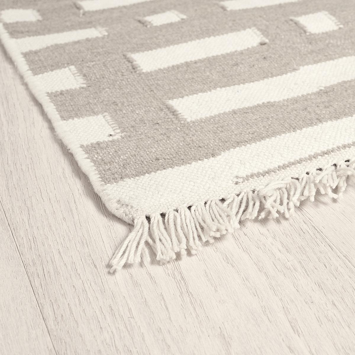 Schumacher Stone 8' x 10' Abstract Ikat Indoor/Outdoor Rug