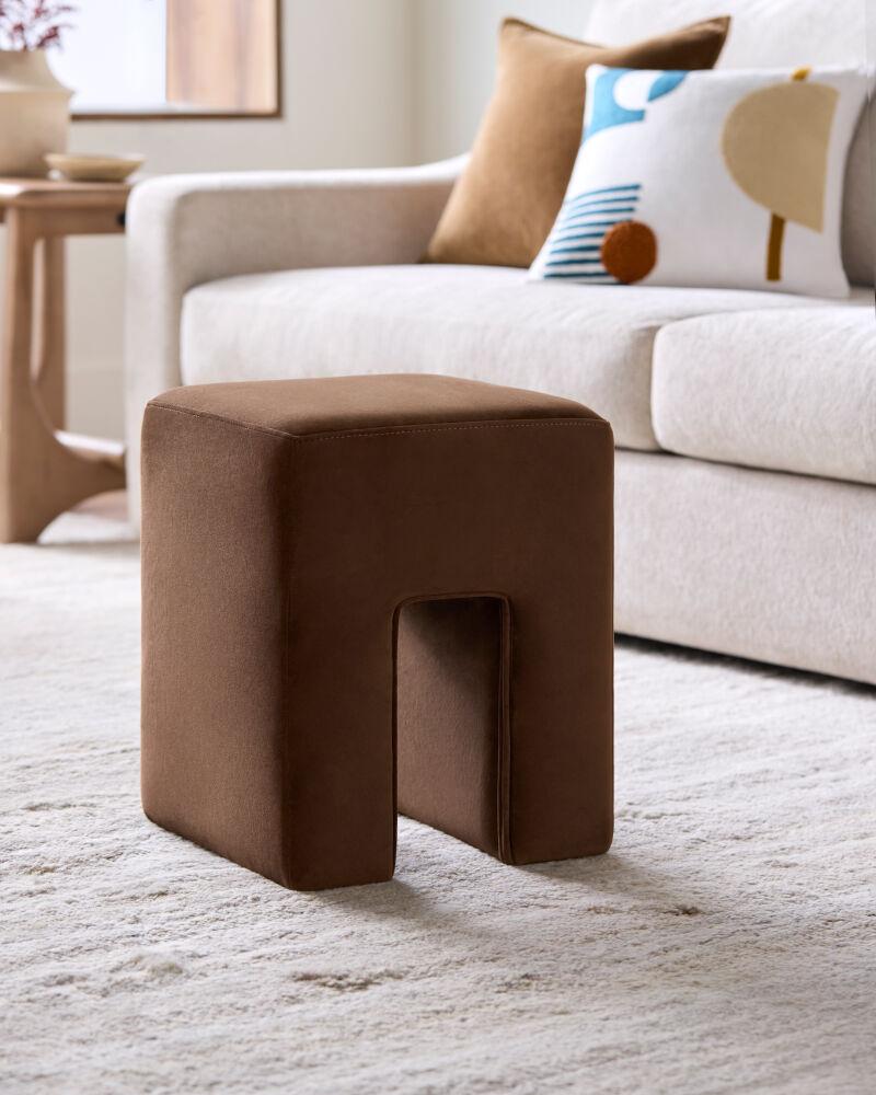 Surya Miraya MIRY-003 18"H x 14"W x 14"D Bench/Ottoman/Stool