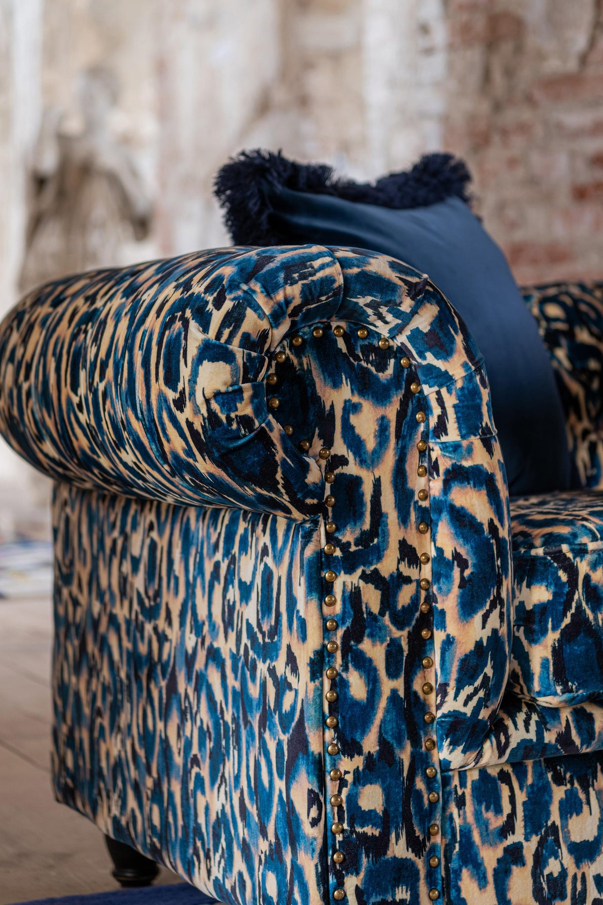 MindTheGap BLU SELVAGGIO Velvet Fabric