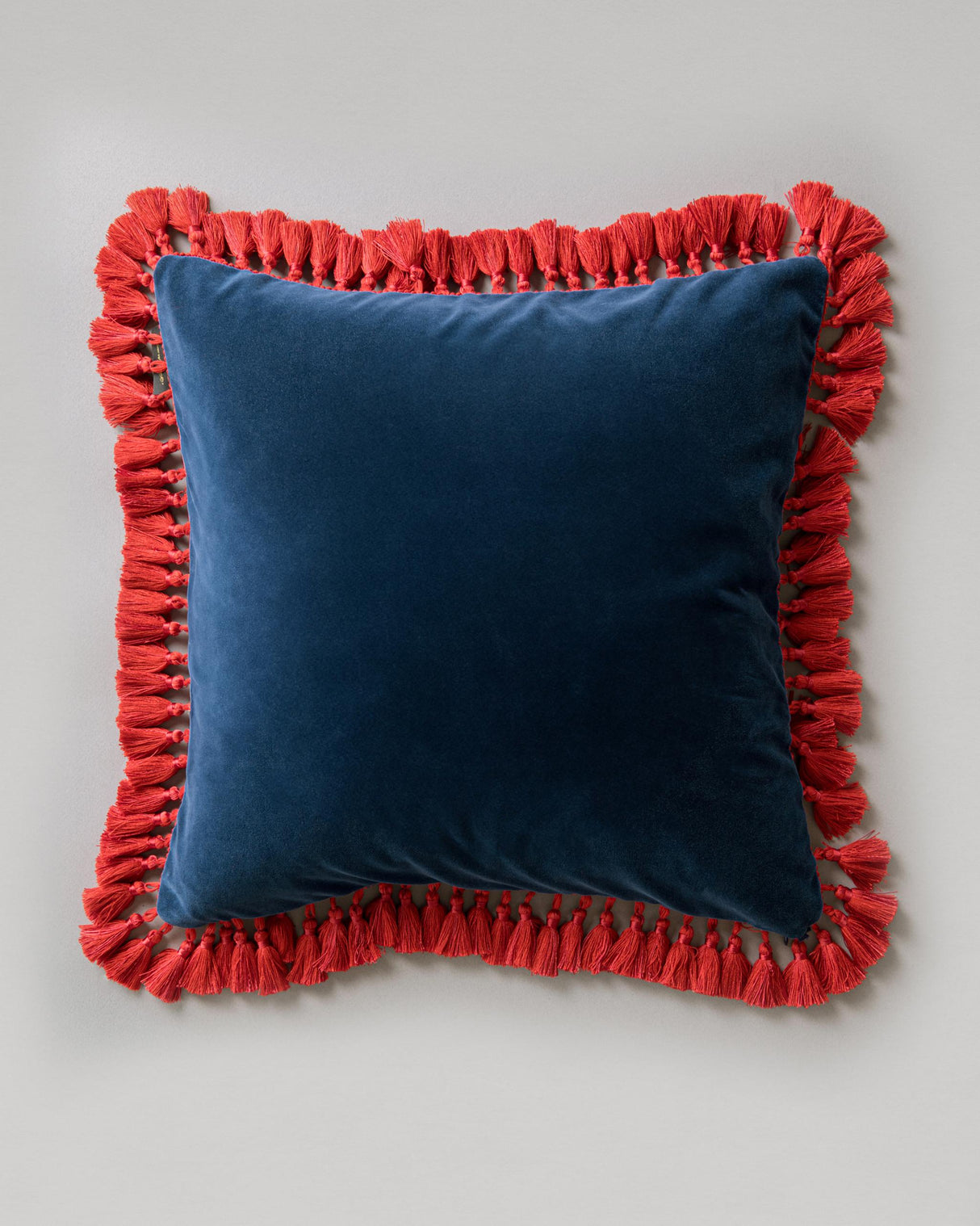 MindTheGap LA DOLCE VITA Embroidered Velvet Cushion Cushions Pillow