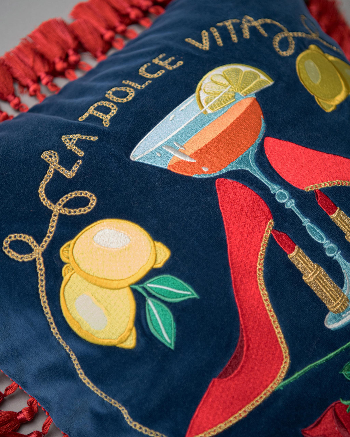 MindTheGap LA DOLCE VITA Embroidered Velvet Cushion Cushions Pillow