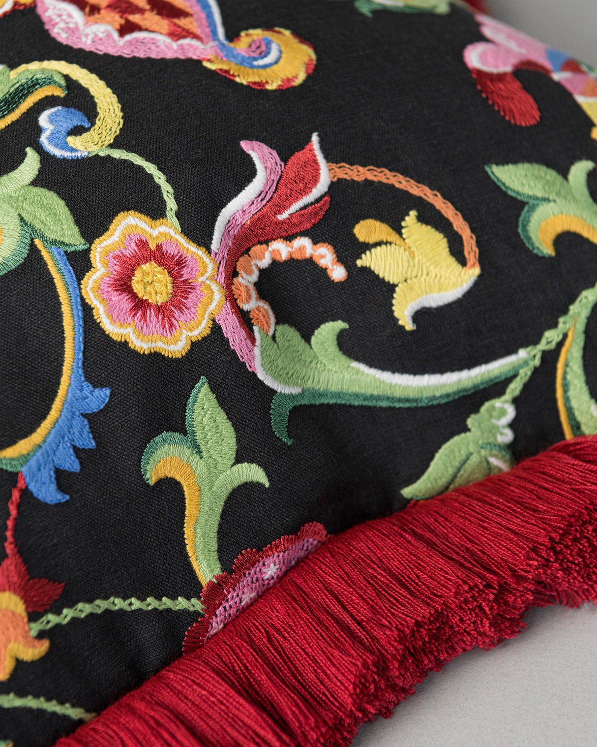 MindTheGap AL FRESCO Embroidered Cushion Cushions Pillow
