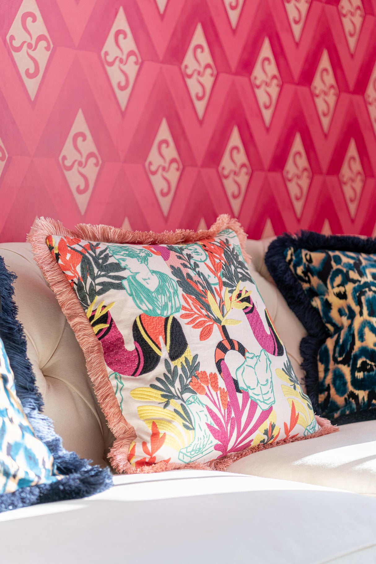 MindTheGap STATUARIO Embroidered Cushion Cushions Pillow