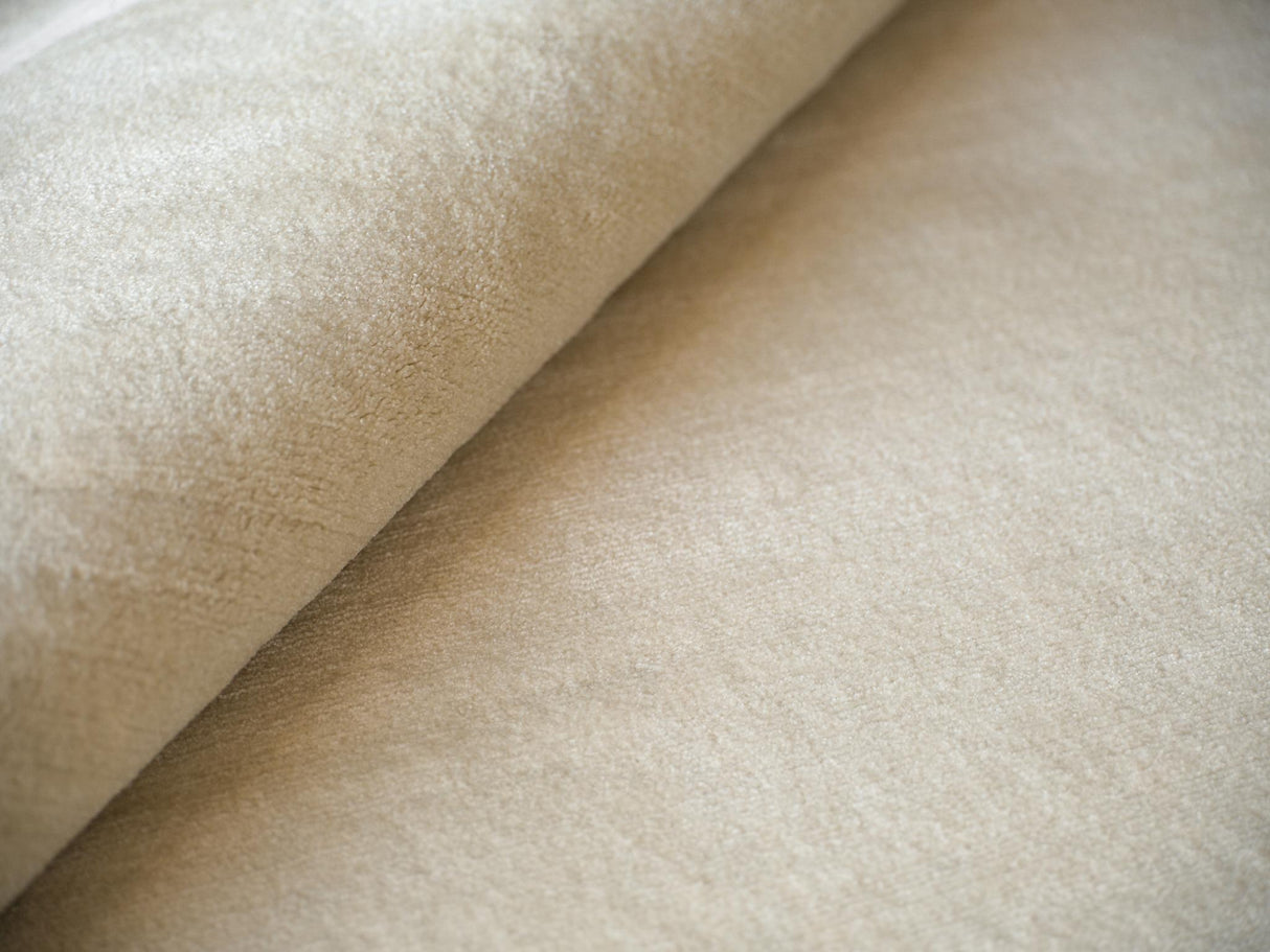 Exquisite Rugs Exquisite Rugs Velutto Modern Handmade Silky Nylon in 6541 Light Beige 6' x 9' Area Rug