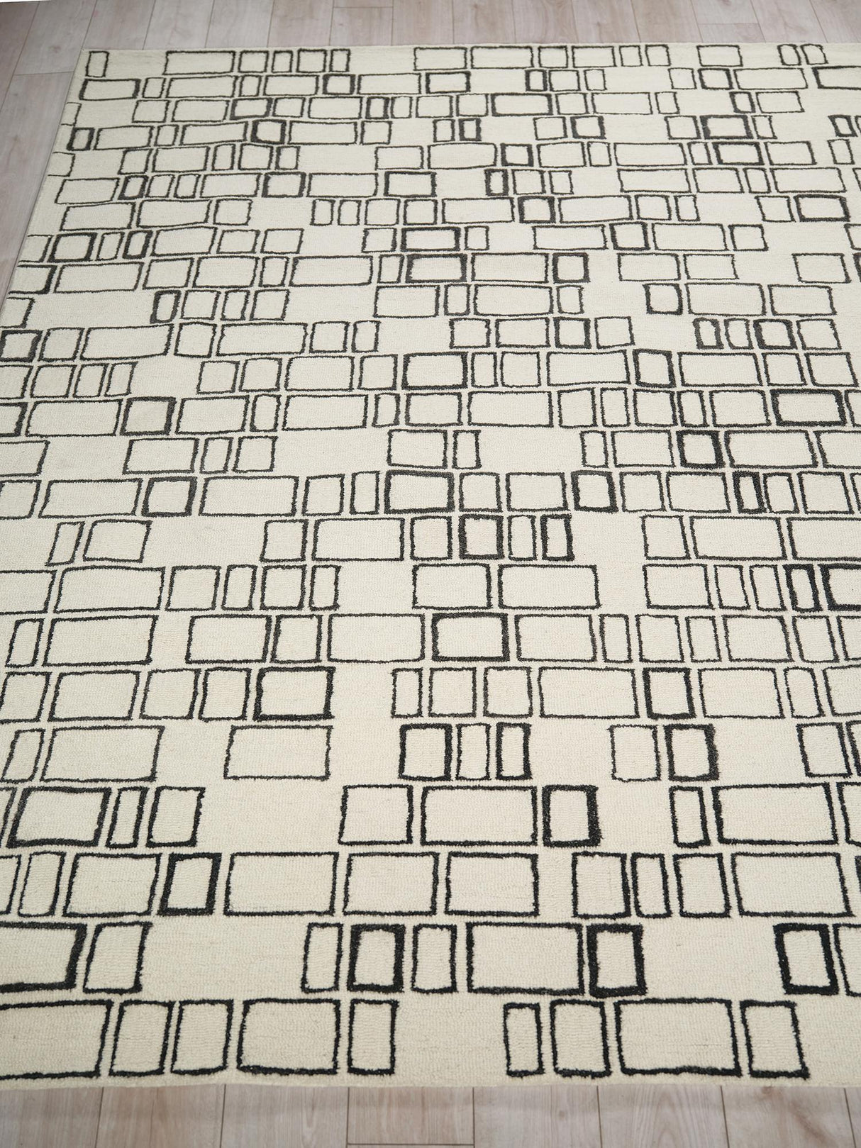 Exquisite Rugs Exquisite Rugs Soho Handmade Hand Tufted New Zealand Wool 7135 Ivory/Black 8' x 10' Area Rug