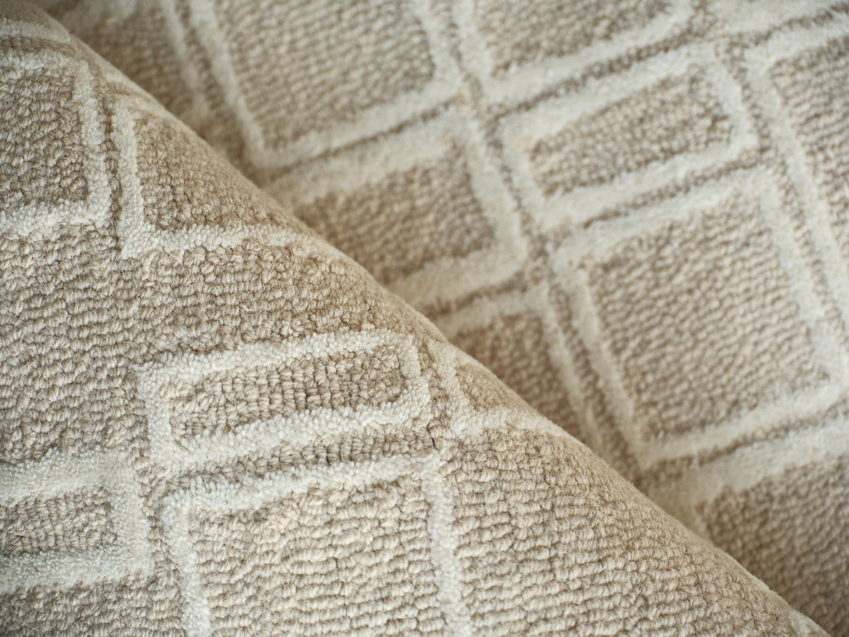 Exquisite Rugs Exquisite Rugs Soho Handmade Hand Tufted New Zealand Wool 7136 Beige/Ivory 6' x 9' Area Rug