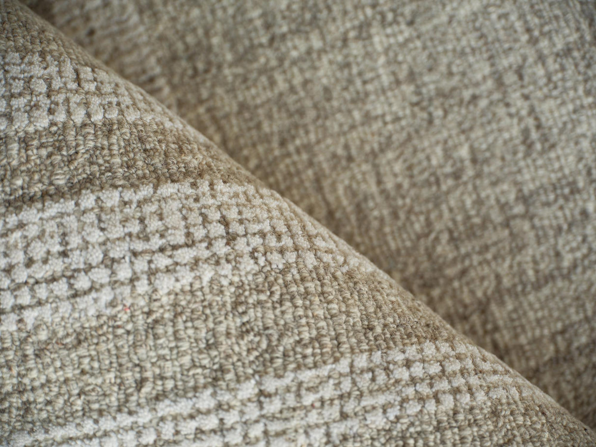 Exquisite Rugs Exquisite Rugs Breckenridge Handmade Hand Tufted New Zealand Wool 7204 Beige/Ivory 4' x 6' Area Rug