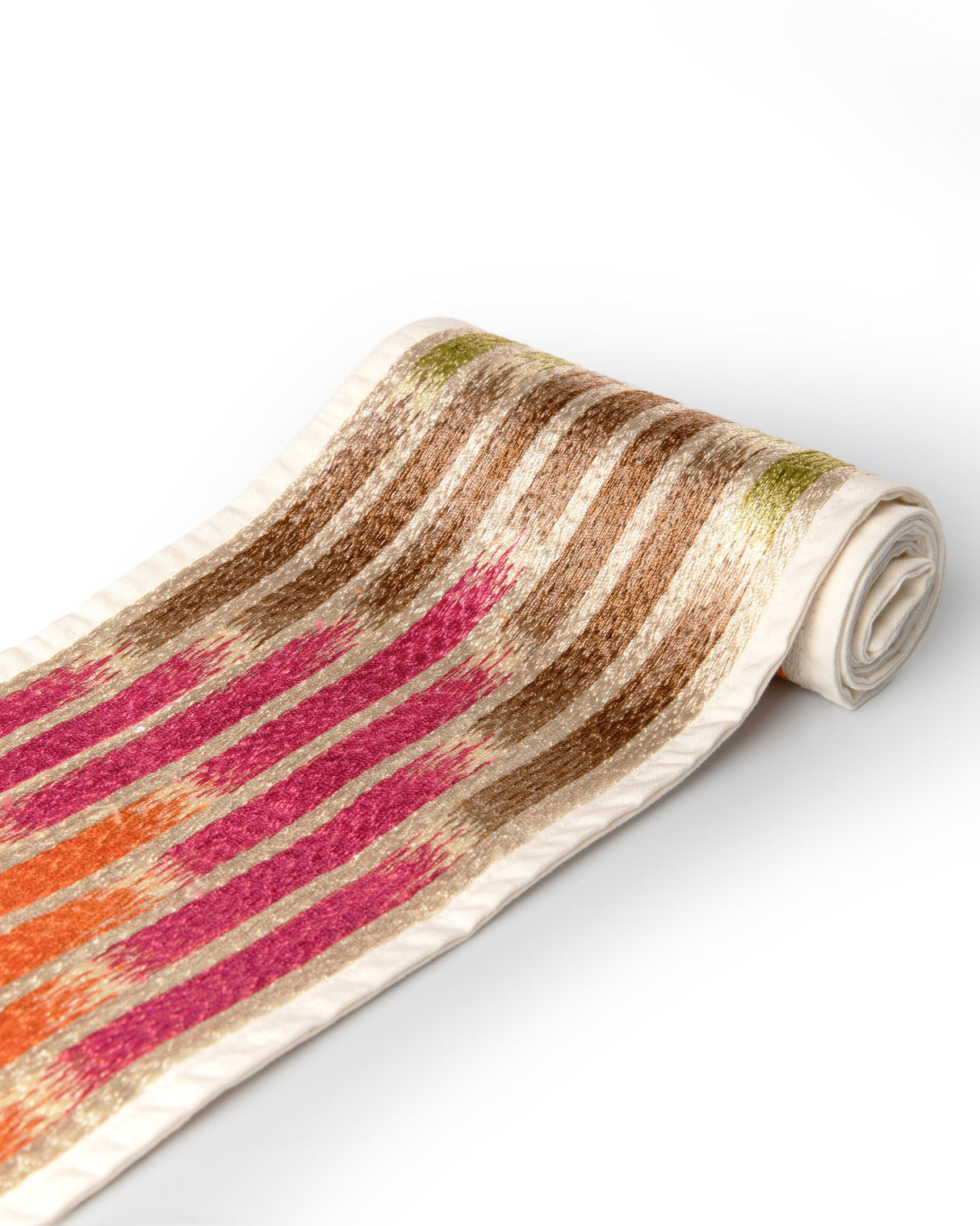 Brunschwig & Fils CASCADE BORDER BERRY/LEAF Trim