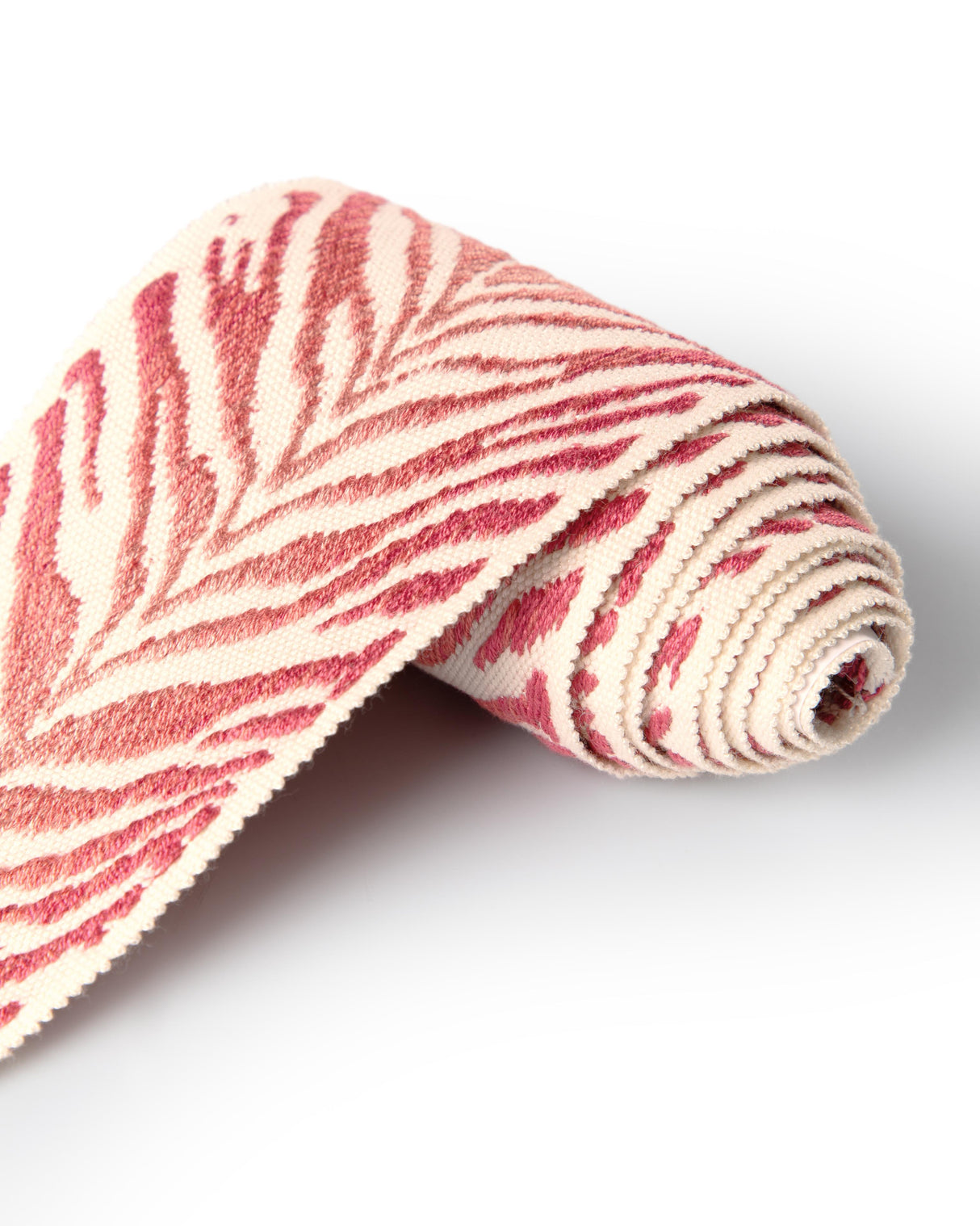 Brunschwig & Fils TIGRE TAPE BERRY Trim