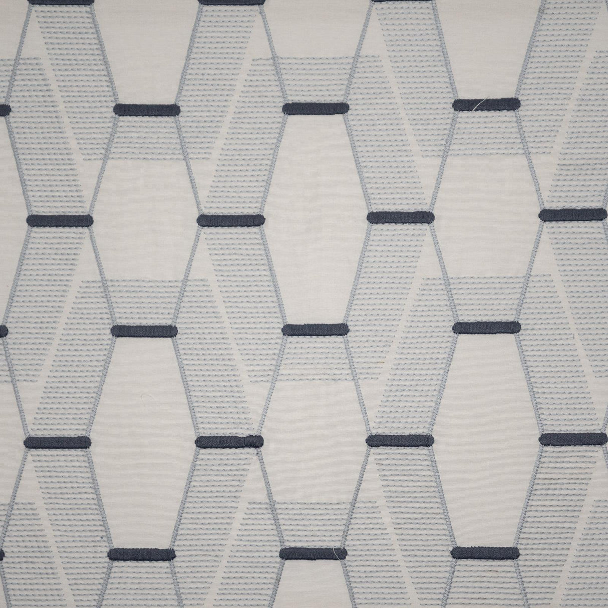 Maxwell PORTCULLIS #405 MAGNET Drapery Fabric