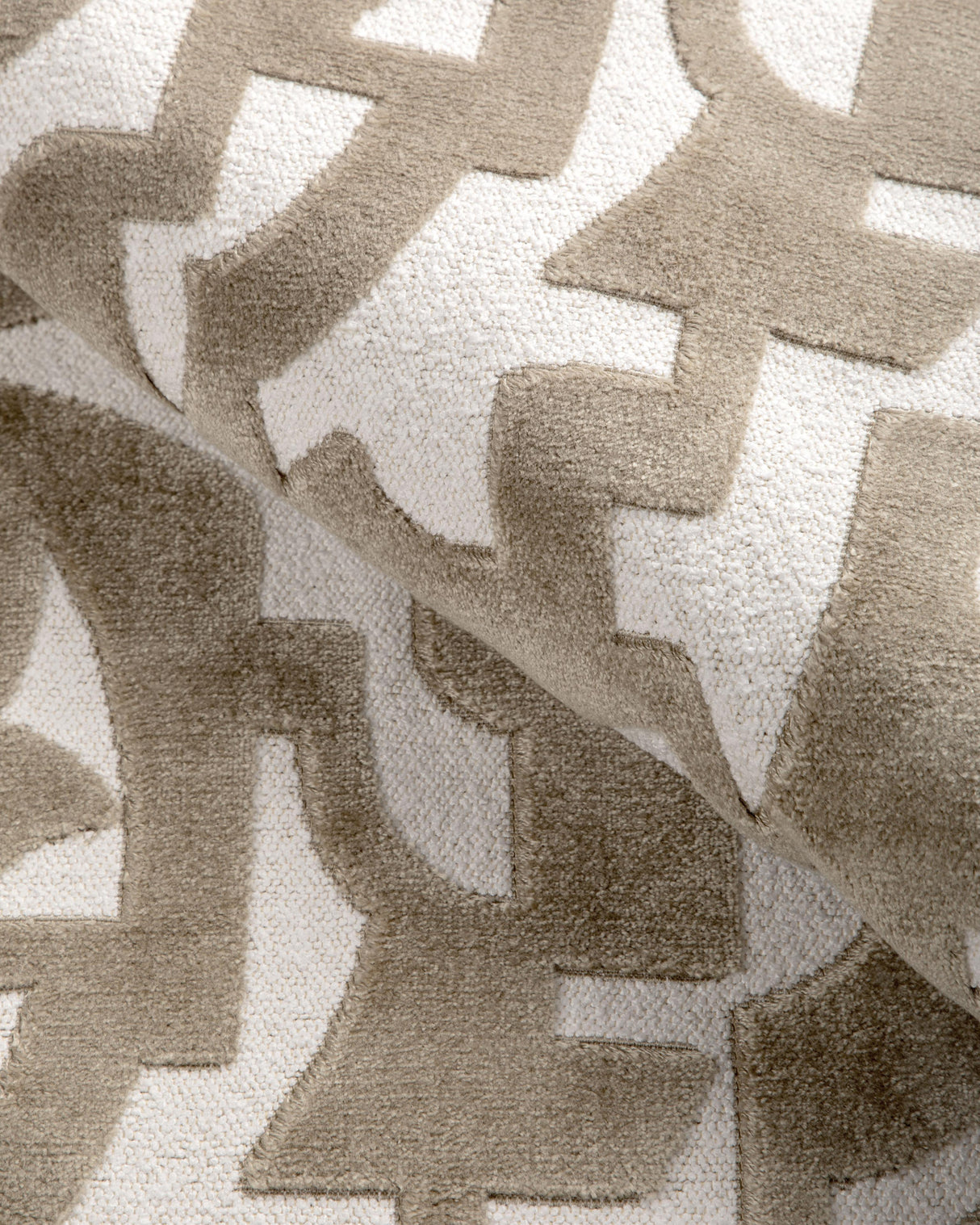 Kravet DESIGN 37358 16 Upholstery Fabric