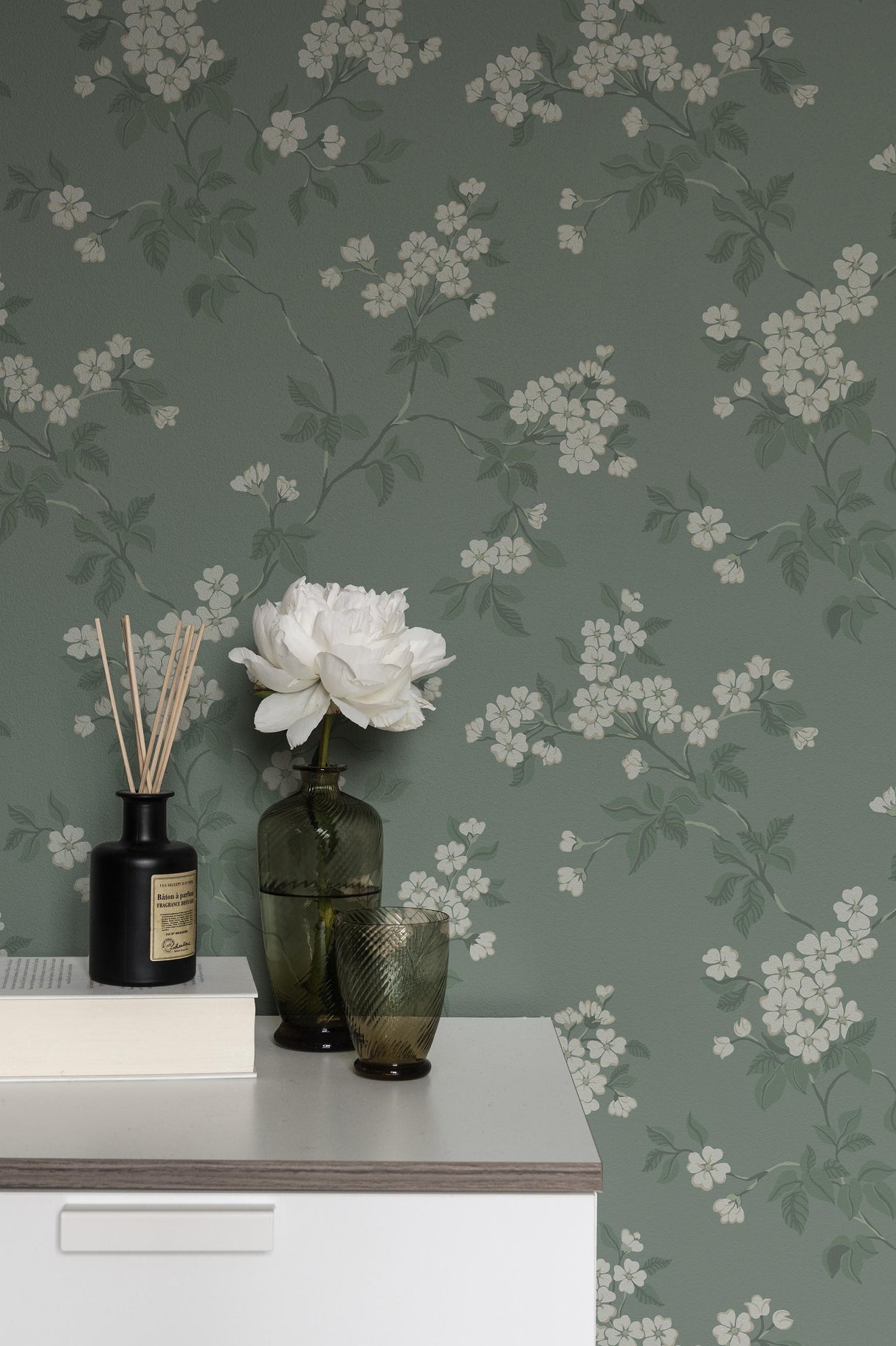 Winfield Thybony BLOMMA ROBIN'S EGG Wallpaper