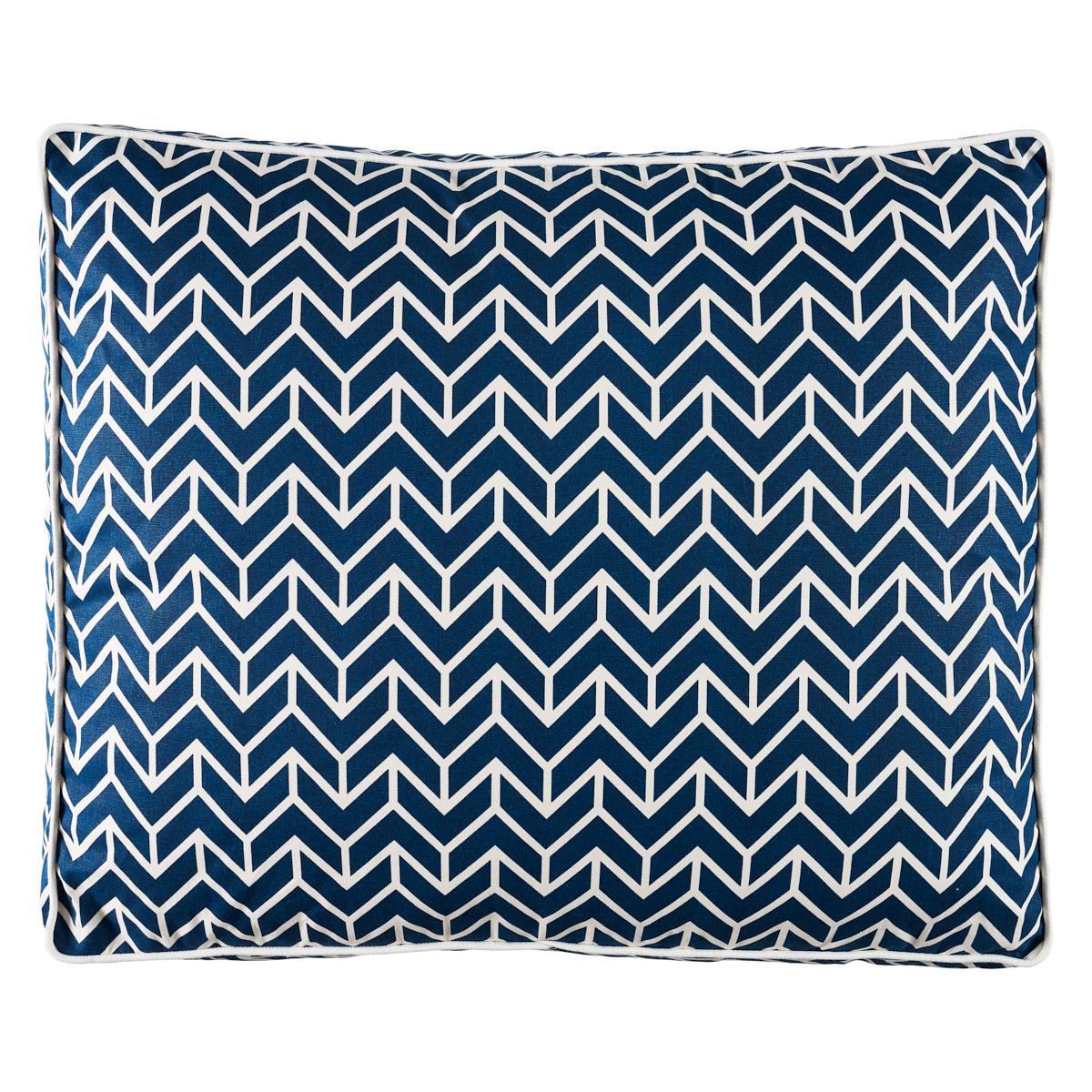 Schumacher Navy 27" x 32" Chevron Dog Bed