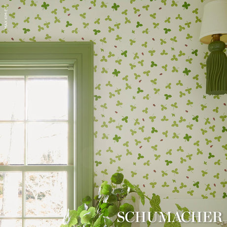 Schumacher Celia Clover Ivory Wallpaper