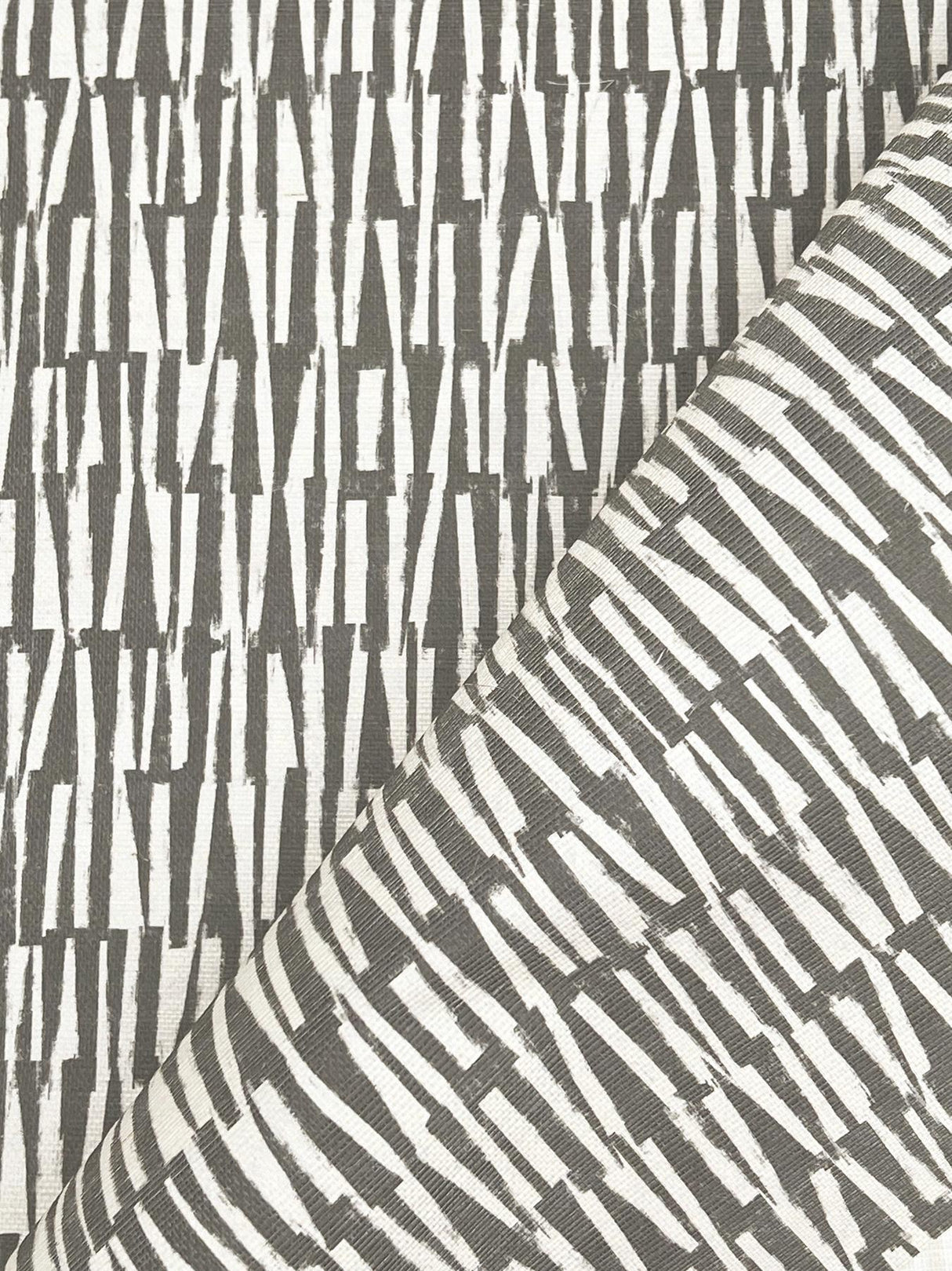 York Thatched Black Wallpaper