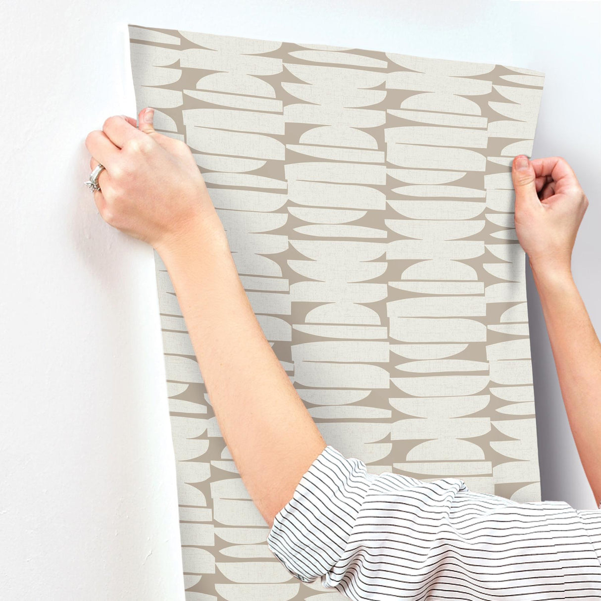 York Lovely Libra Brown Wallpaper