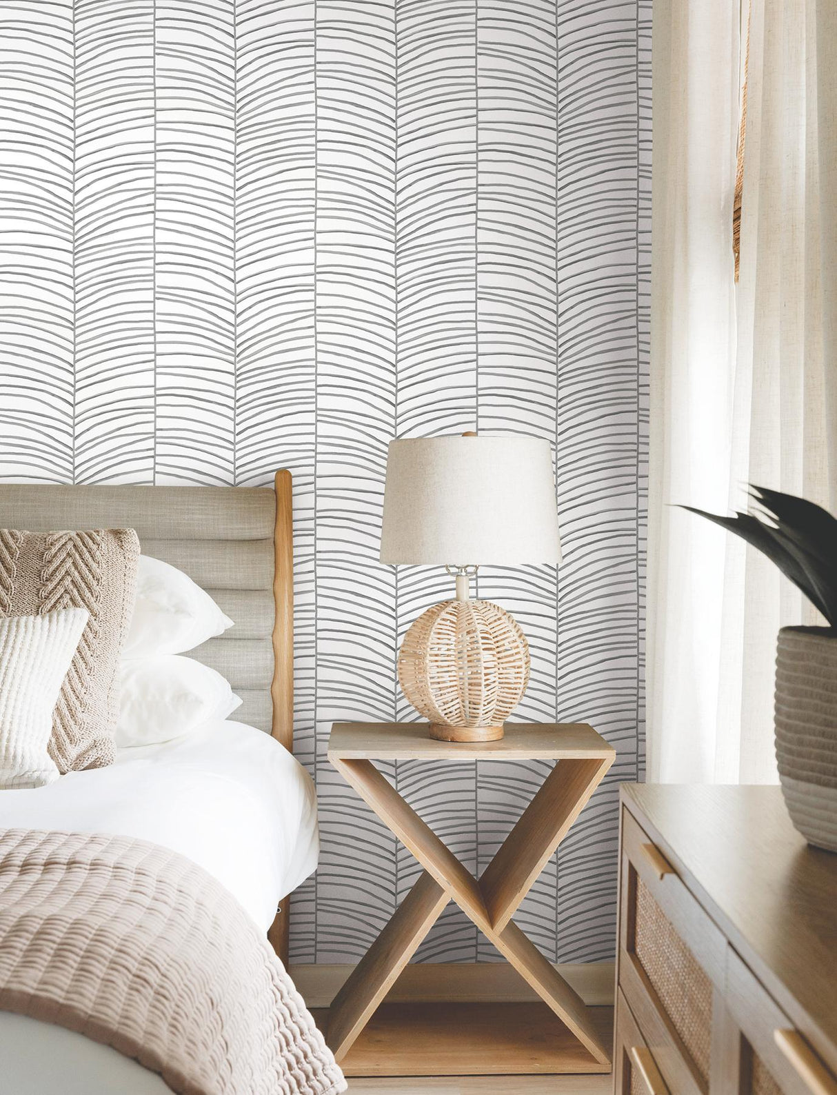 York Cascade Palm Chevron Black Wallpaper
