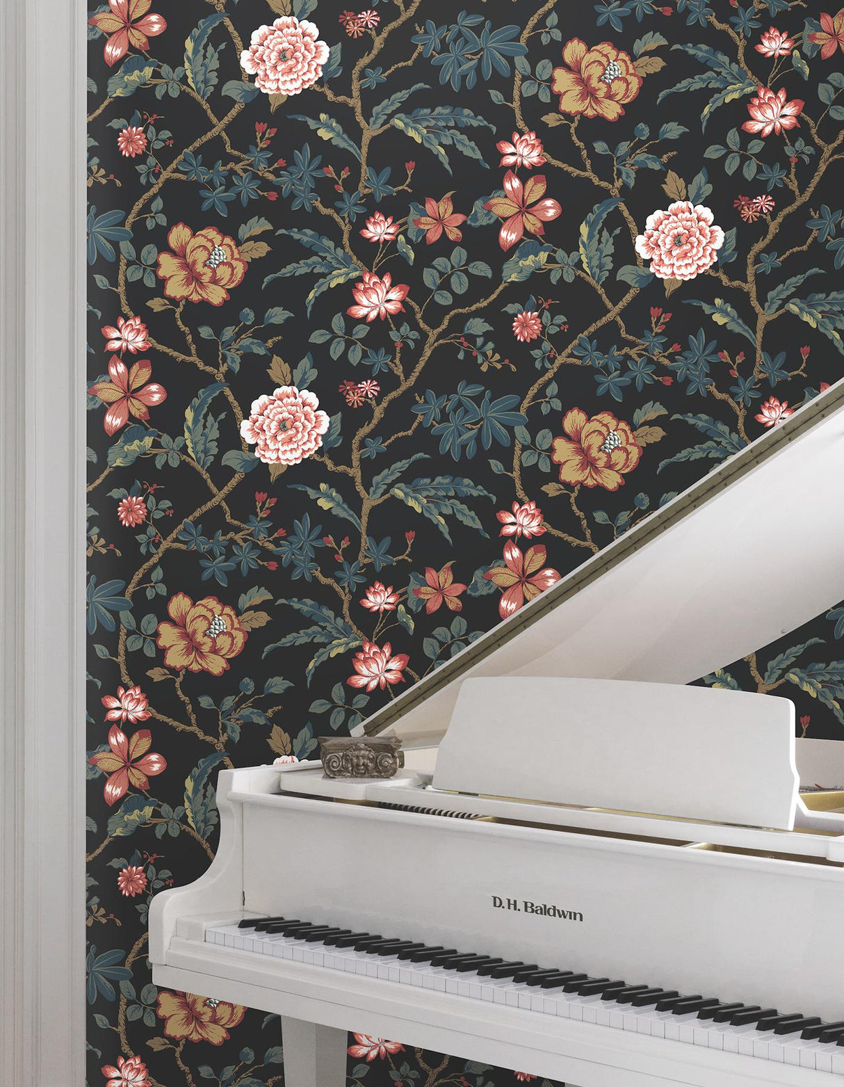 York Courtyard Botanical Black Wallpaper