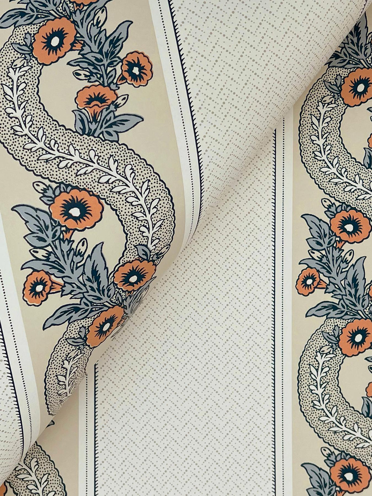 York Abbey's Garland Orange Wallpaper