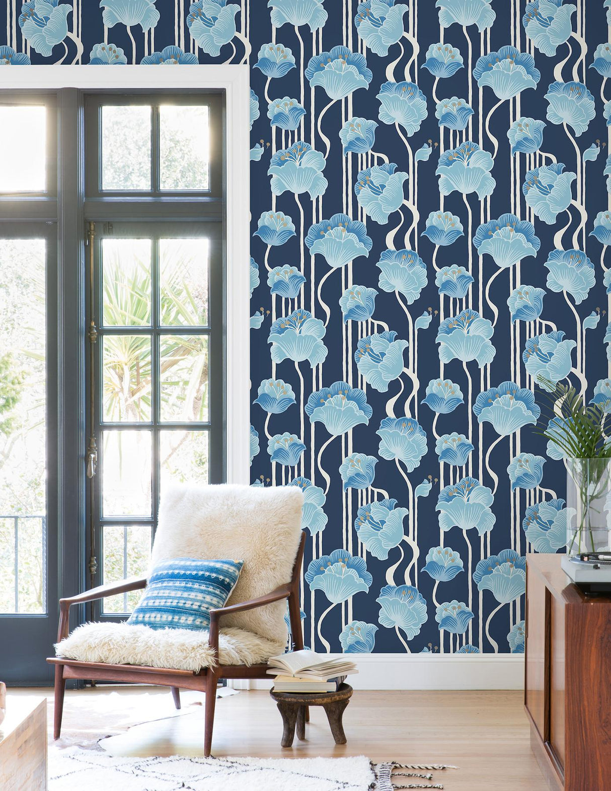 York Wallcoverings Shirley Blue Deco Floral Peel & Stick Blue Wallpaper