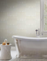 Candice Olson Vanishing Silver & Gold Peel & Stick Off-White Wallpaper
