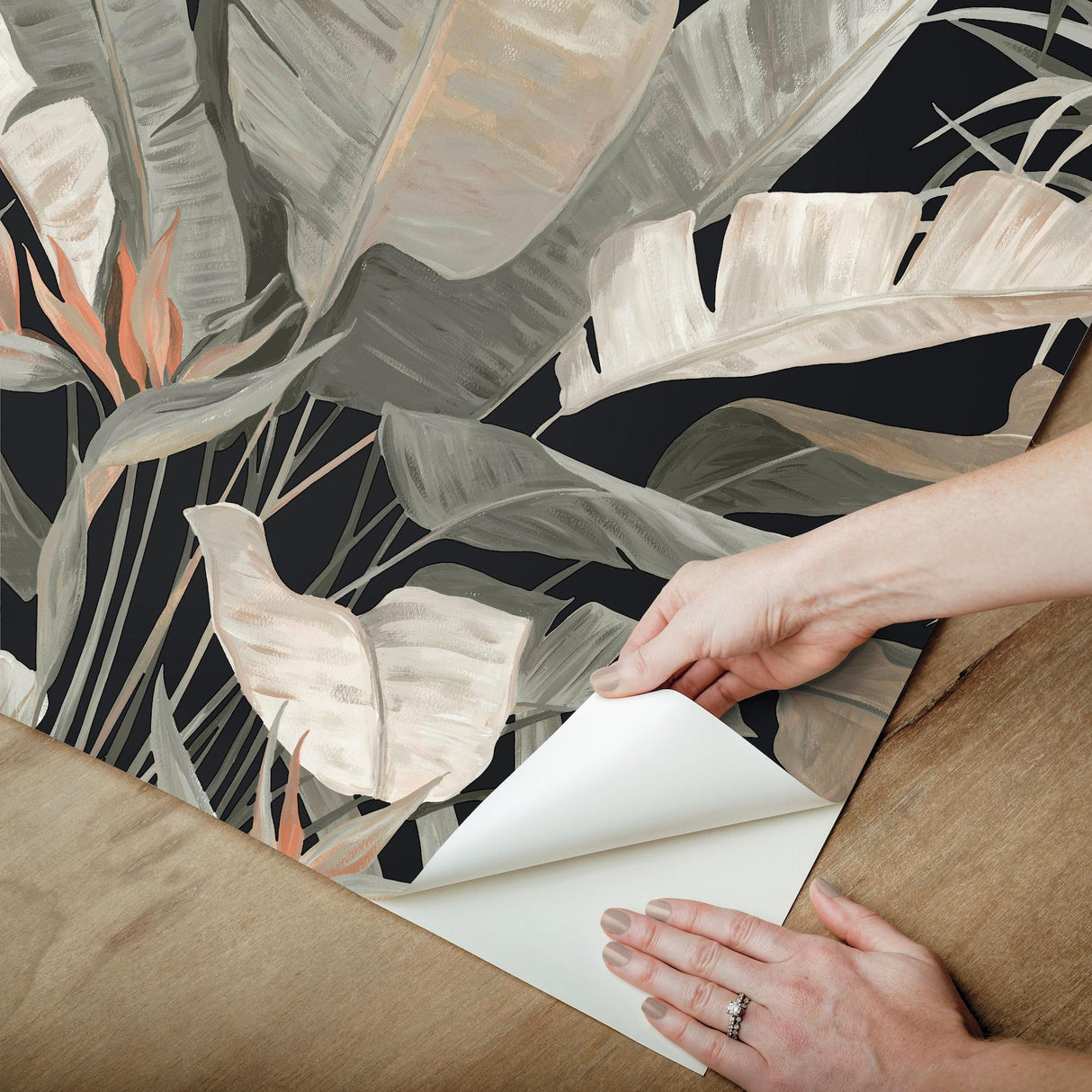 Candice Olson Tropical Cabana Black Peel & Stick Grey Wallpaper