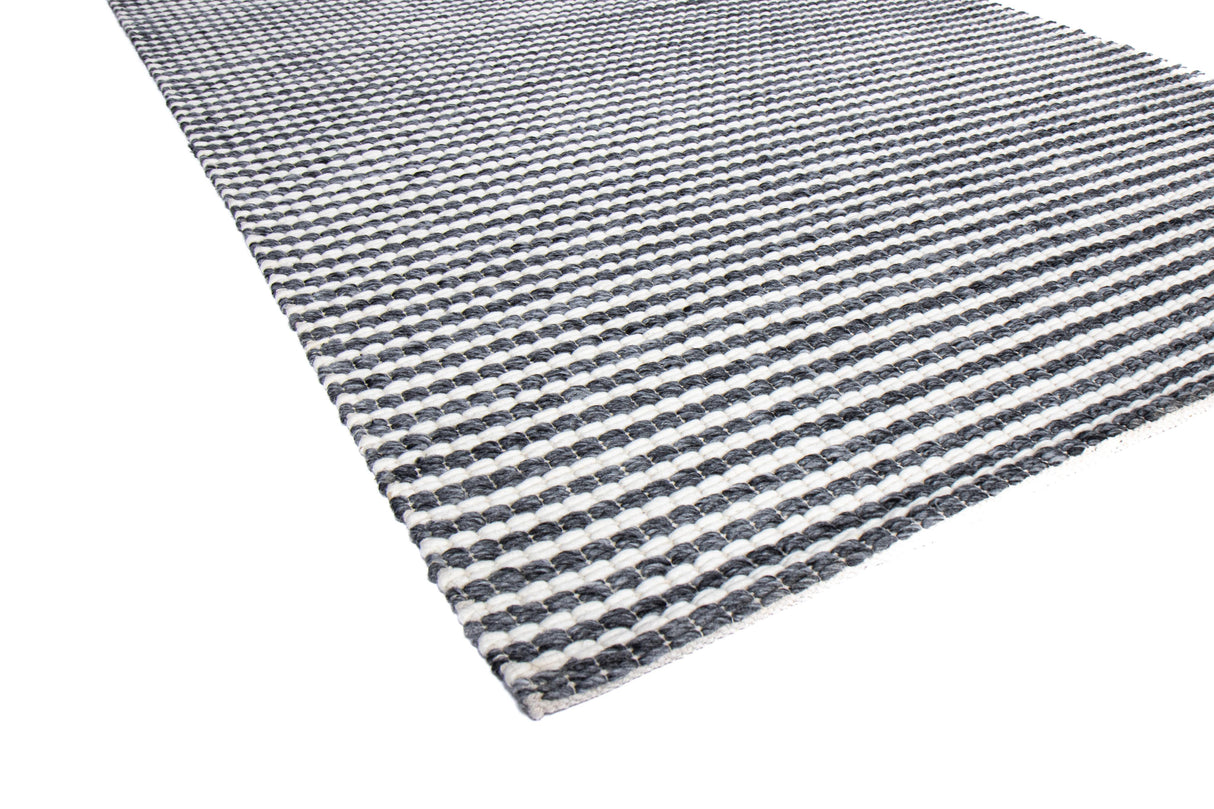 Bashian Anguilla Hand Woven Pet Yarn And Nz Wool Grey 3.5' x 5.5' Area Rug