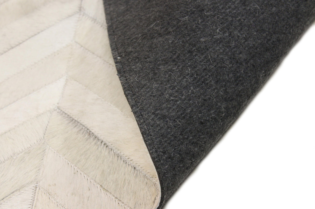 Bashian Santa Fe Hand Stitched Leather White 2.5' x 8' Area Rug