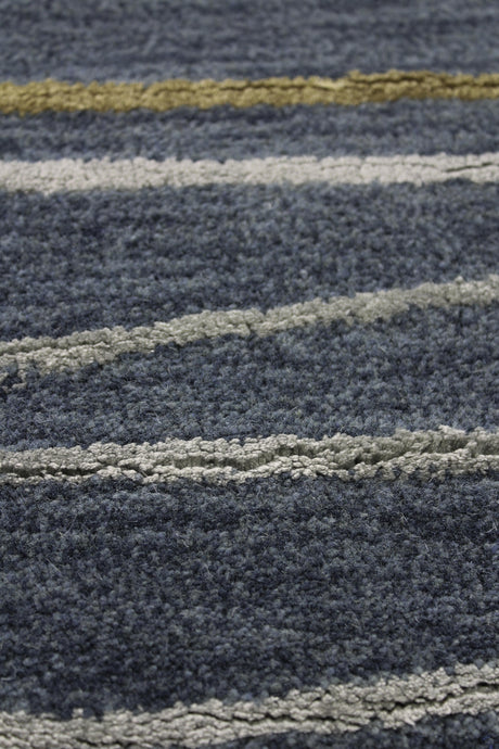 Bashian Greenwich Hand Tufted Wool And Viscose Azure 3.75' x 5.75' Area Rug