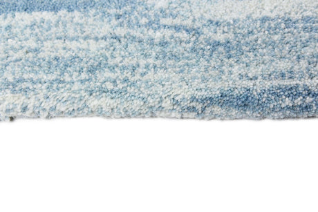 Bashian Greenwich Hand Tufted Wool And Viscose Lt.Blue 5.5' x 8.5' Area Rug